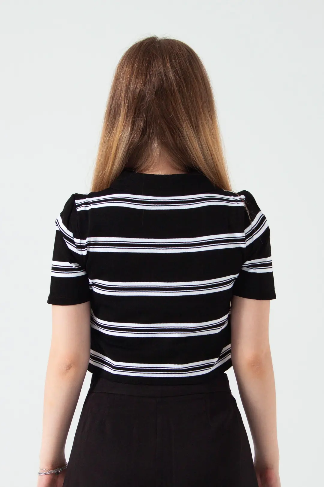 Siyah Çizgili Polo Yaka Crop T-Shirt