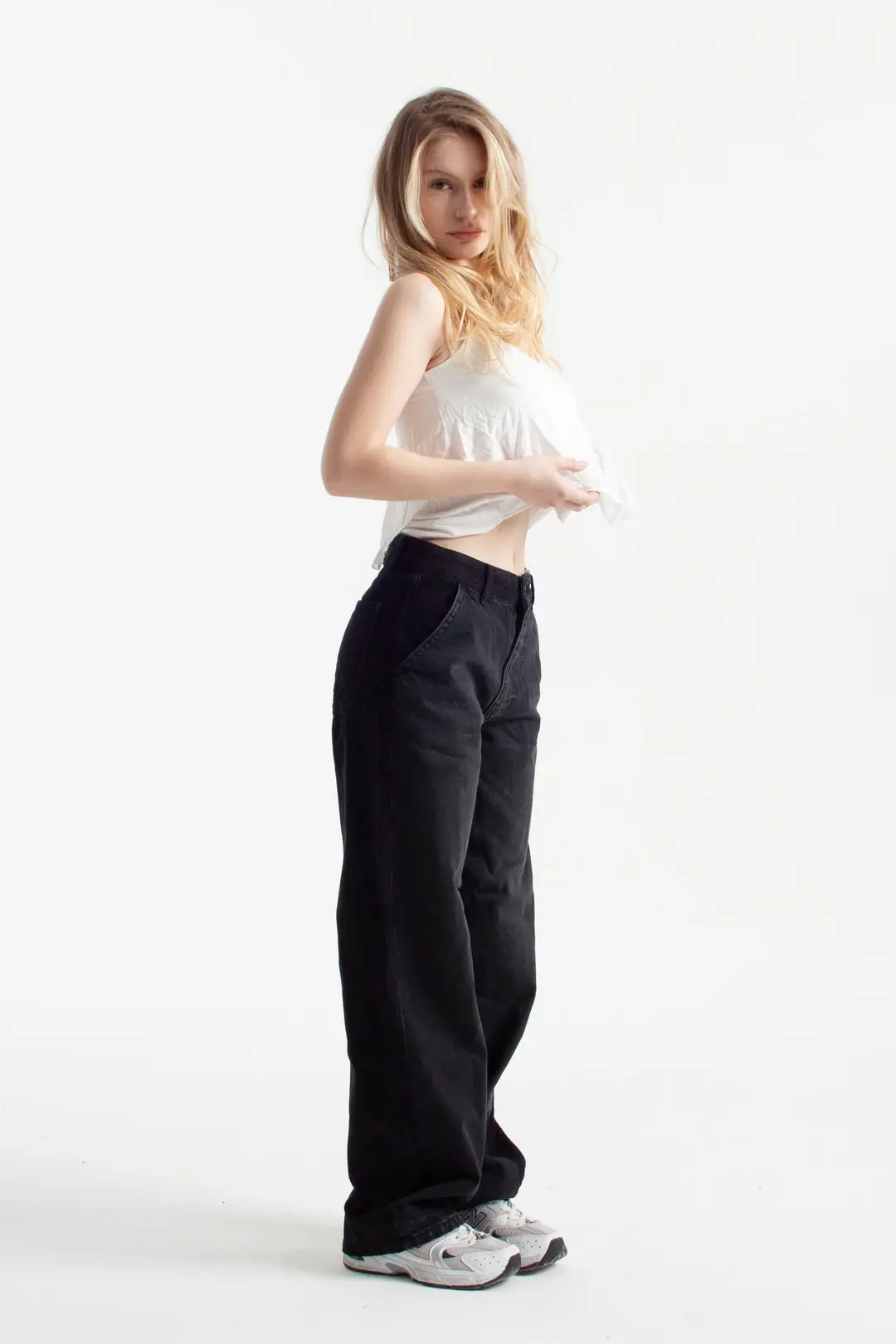 Ürün görseli: Antrasit Arkası Kadife Loose Fit Jean
