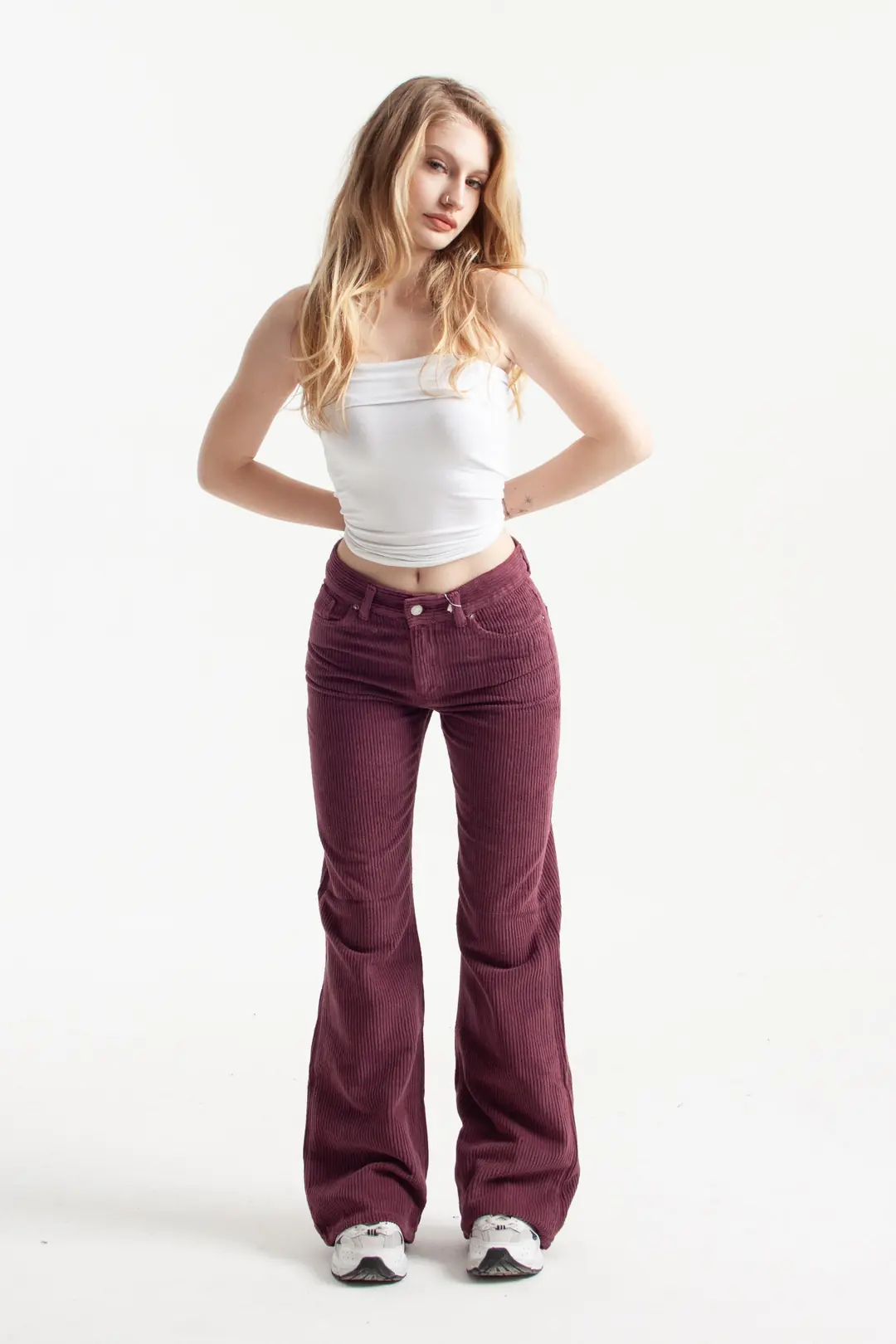 Koyu Mürdüm Kadife Kumaş Flare Jean