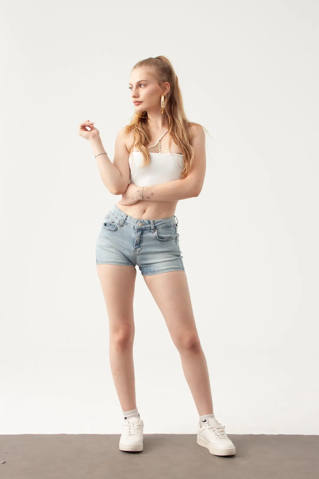 Buz Mavi Mini Denim Şort