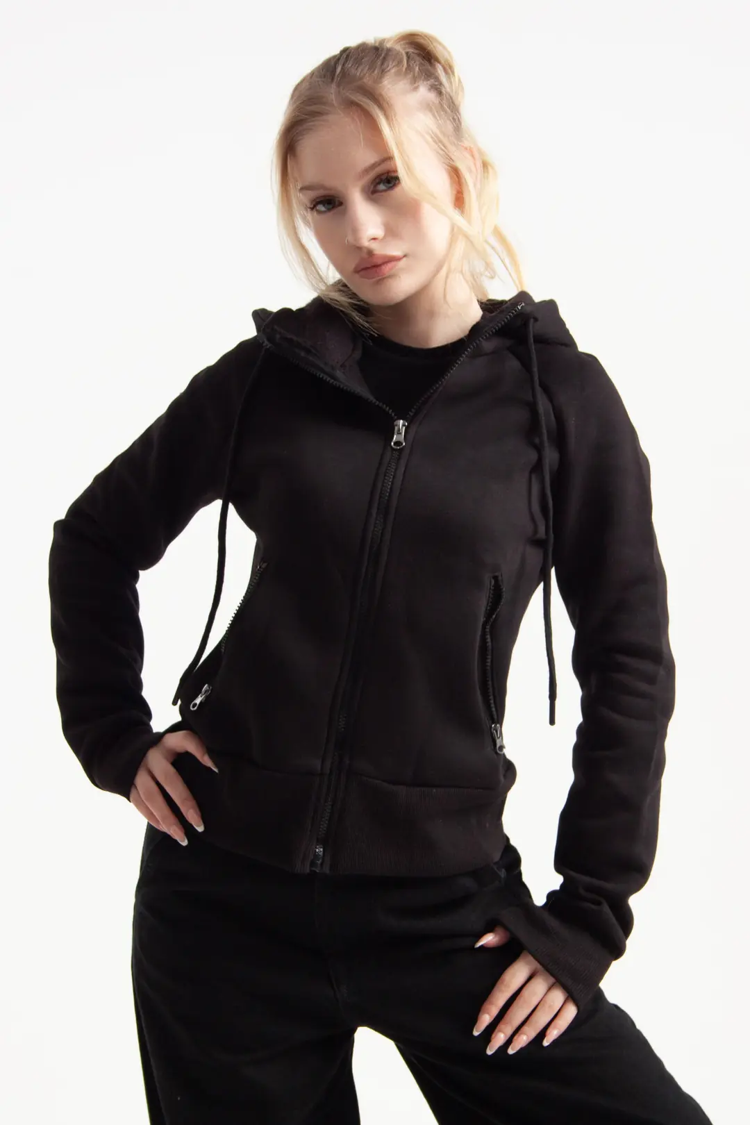 Siyah Vücuda Oturan Kışlık Zip-Hoodie