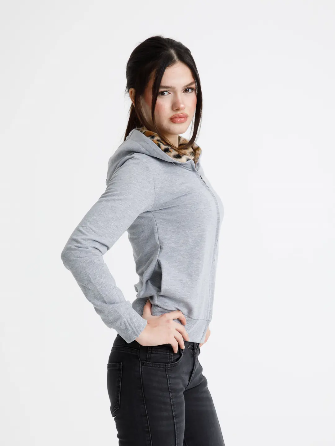 Gri Vücuda Oturan Leoparlı Yazlık Zip-Hoodie