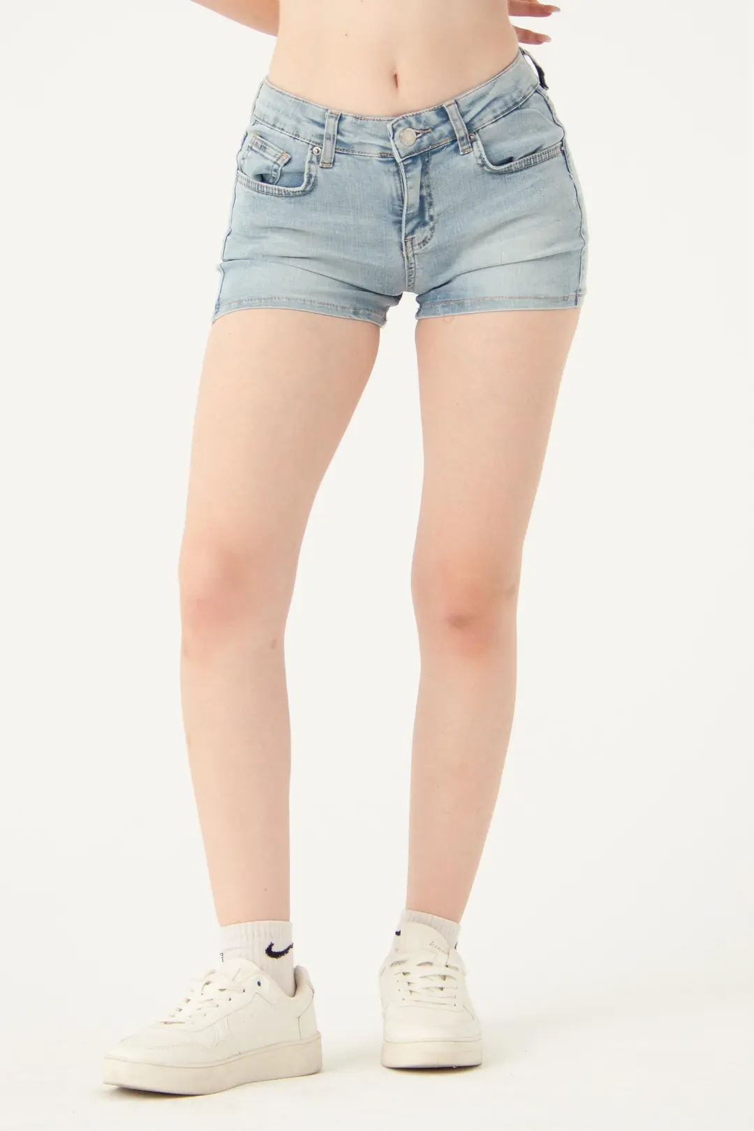 Buz Mavi Mini Denim Şort