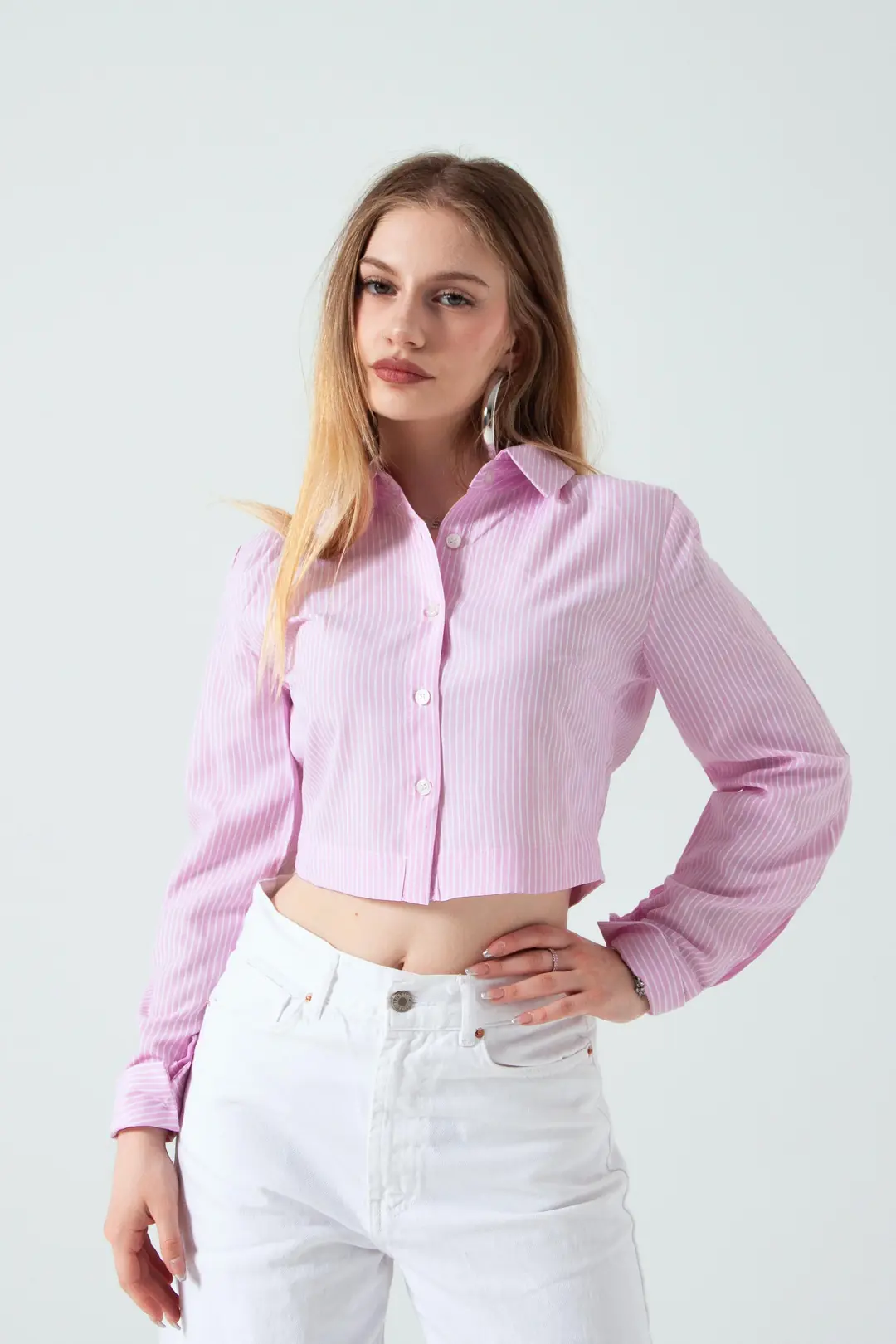 Ürün görseli: Pembe Crop Gömlek