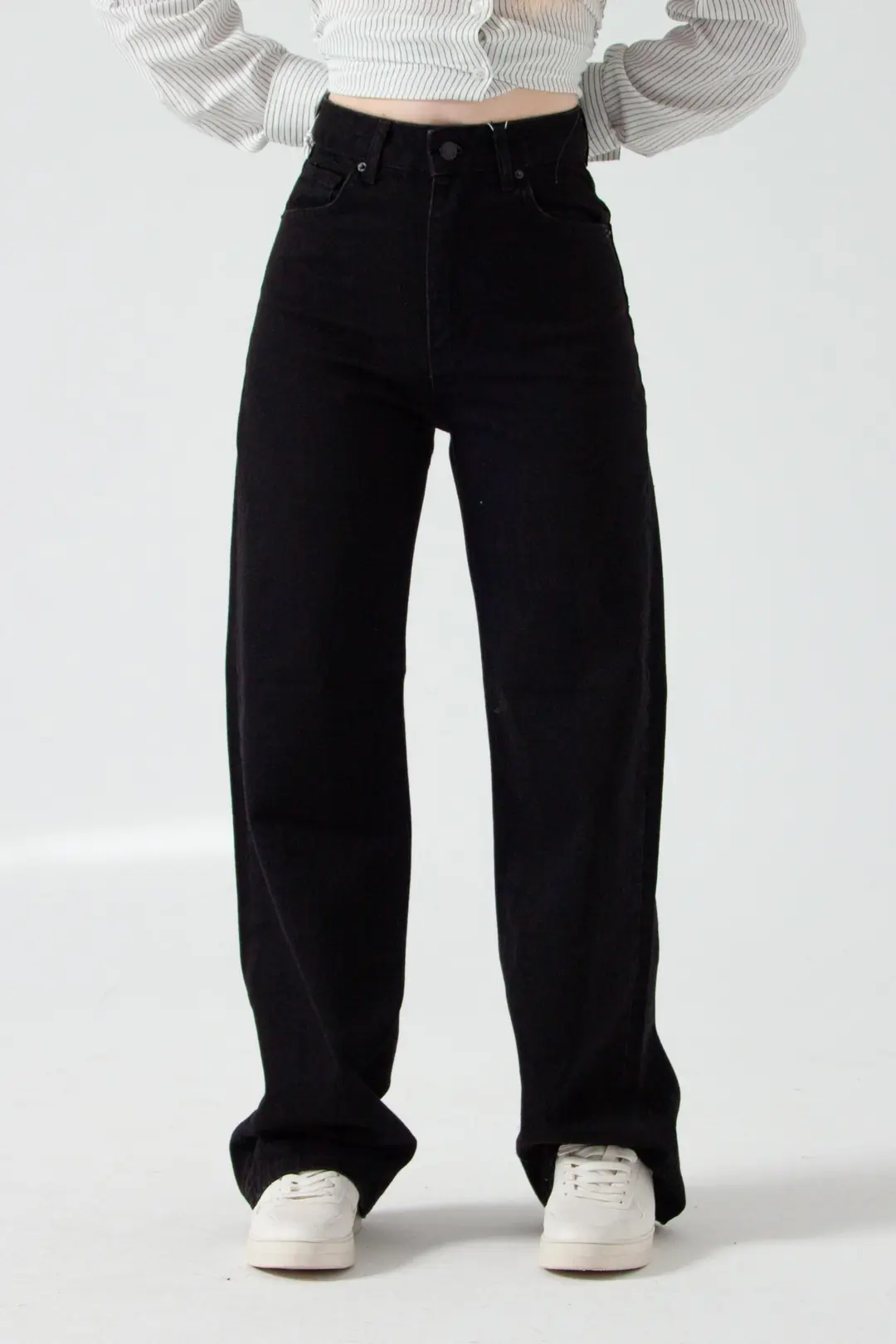 Siyah Straight Jean