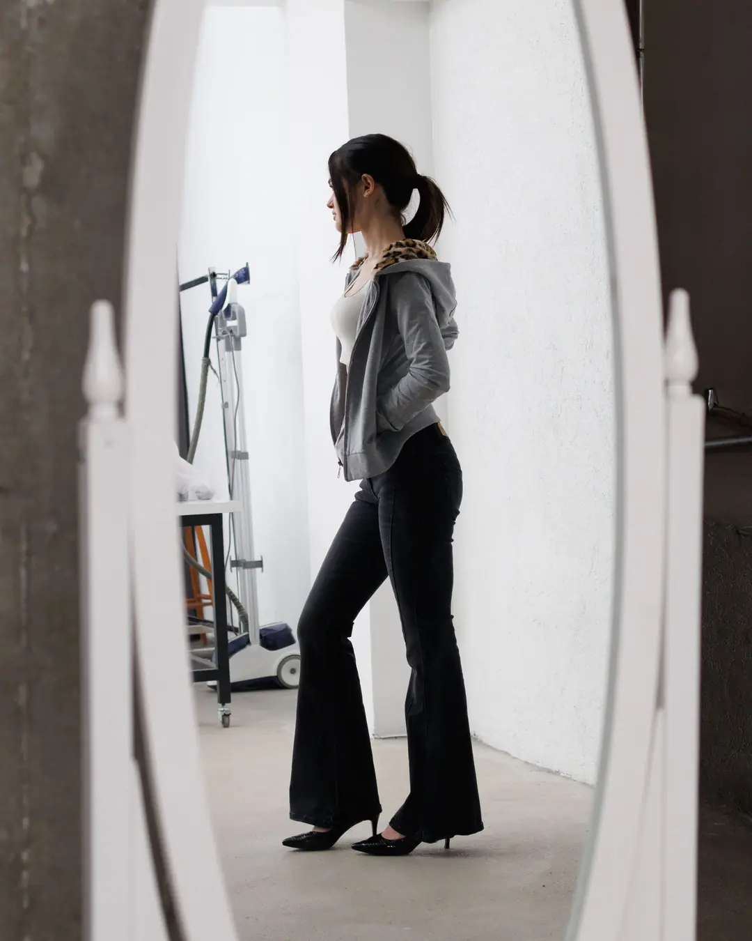 Antrasit Orta Bel Flare Jean