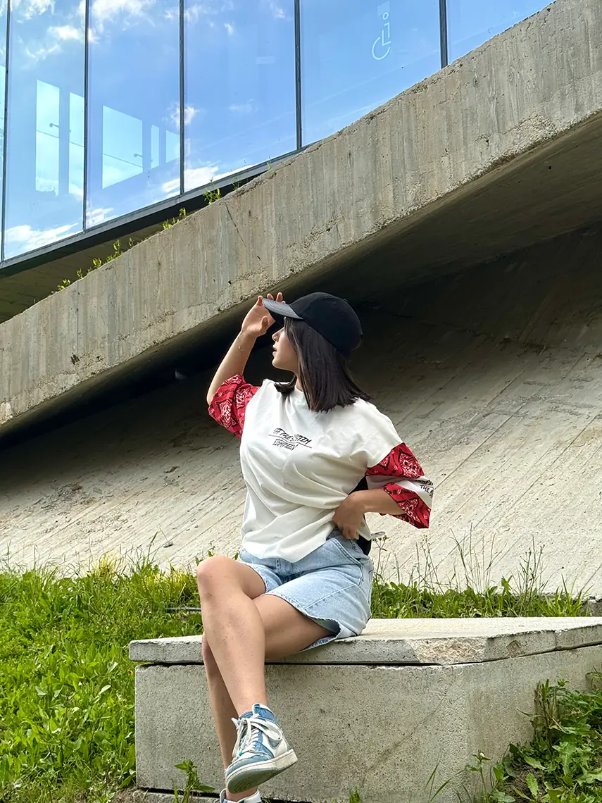 Off The System Detaylı Unisex Oversize Tişört