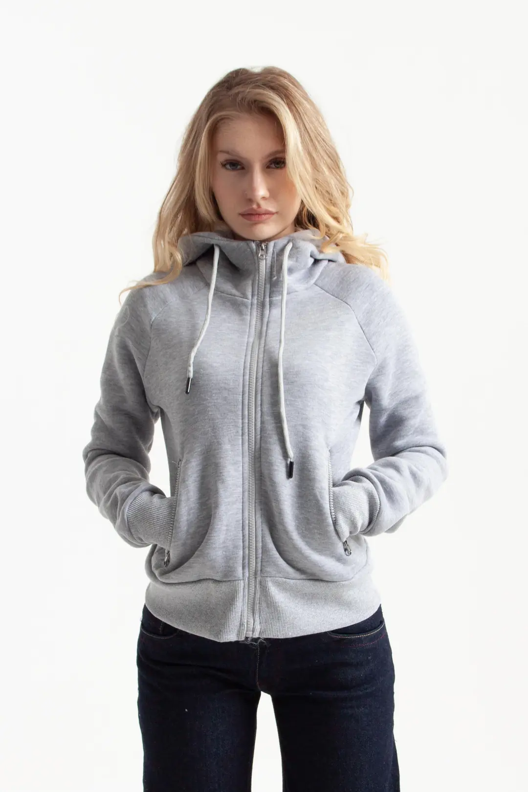 Ürün görseli: Gri Vücuda Oturan Kışlık Zip-Hoodie