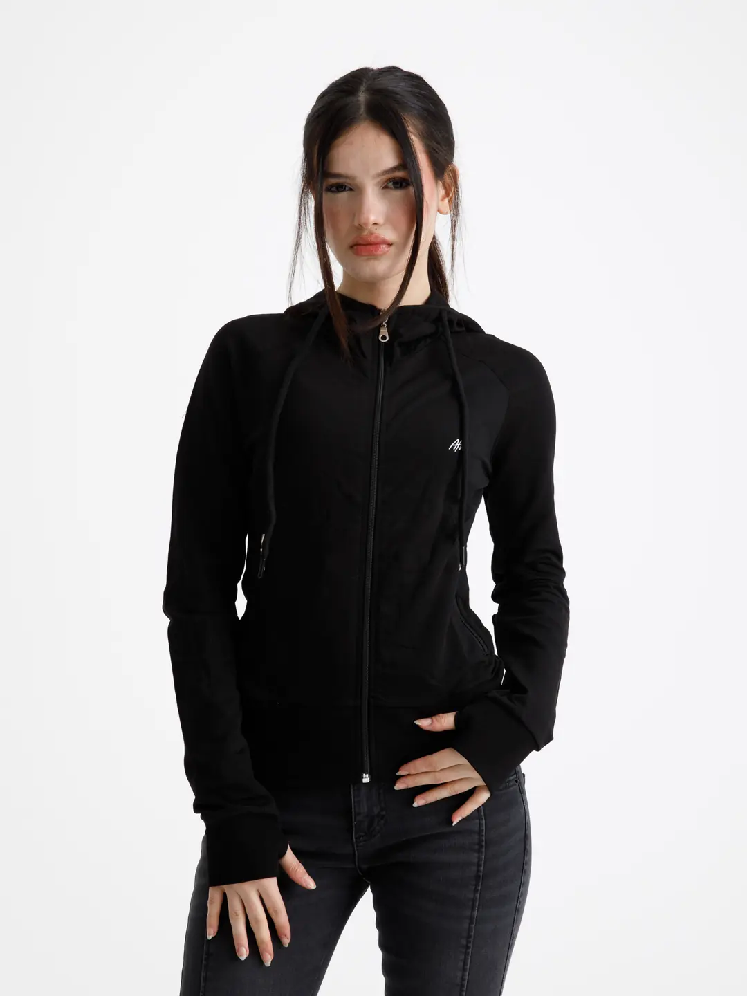Siyah Vücuda Oturan Yazlık Zip-Hoodie
