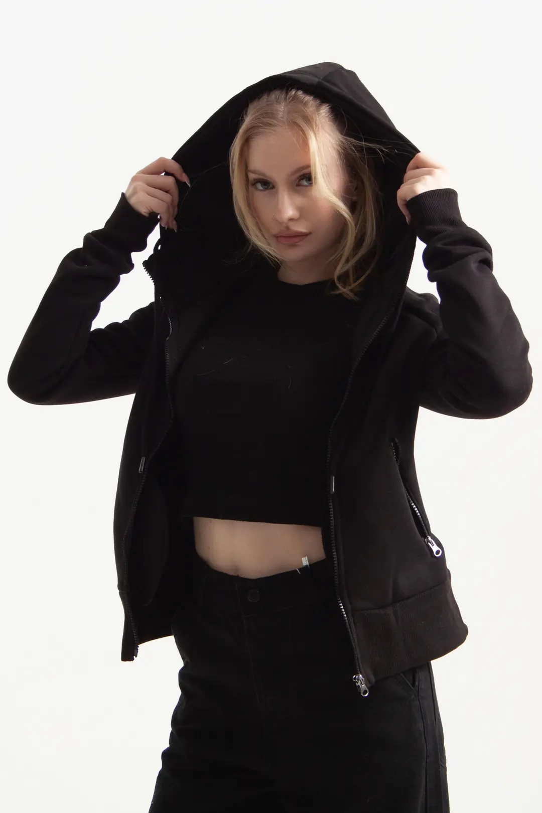 Siyah Vücuda Oturan Kışlık Zip-Hoodie