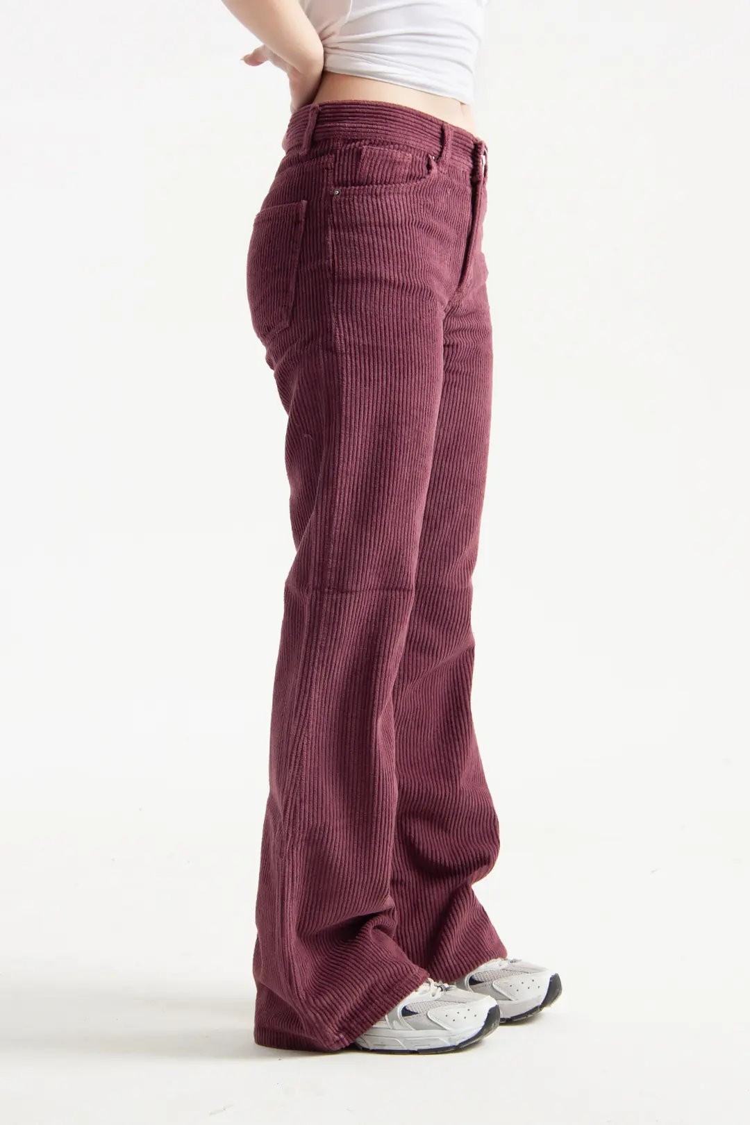 Koyu Mürdüm Kadife Kumaş Flare Jean