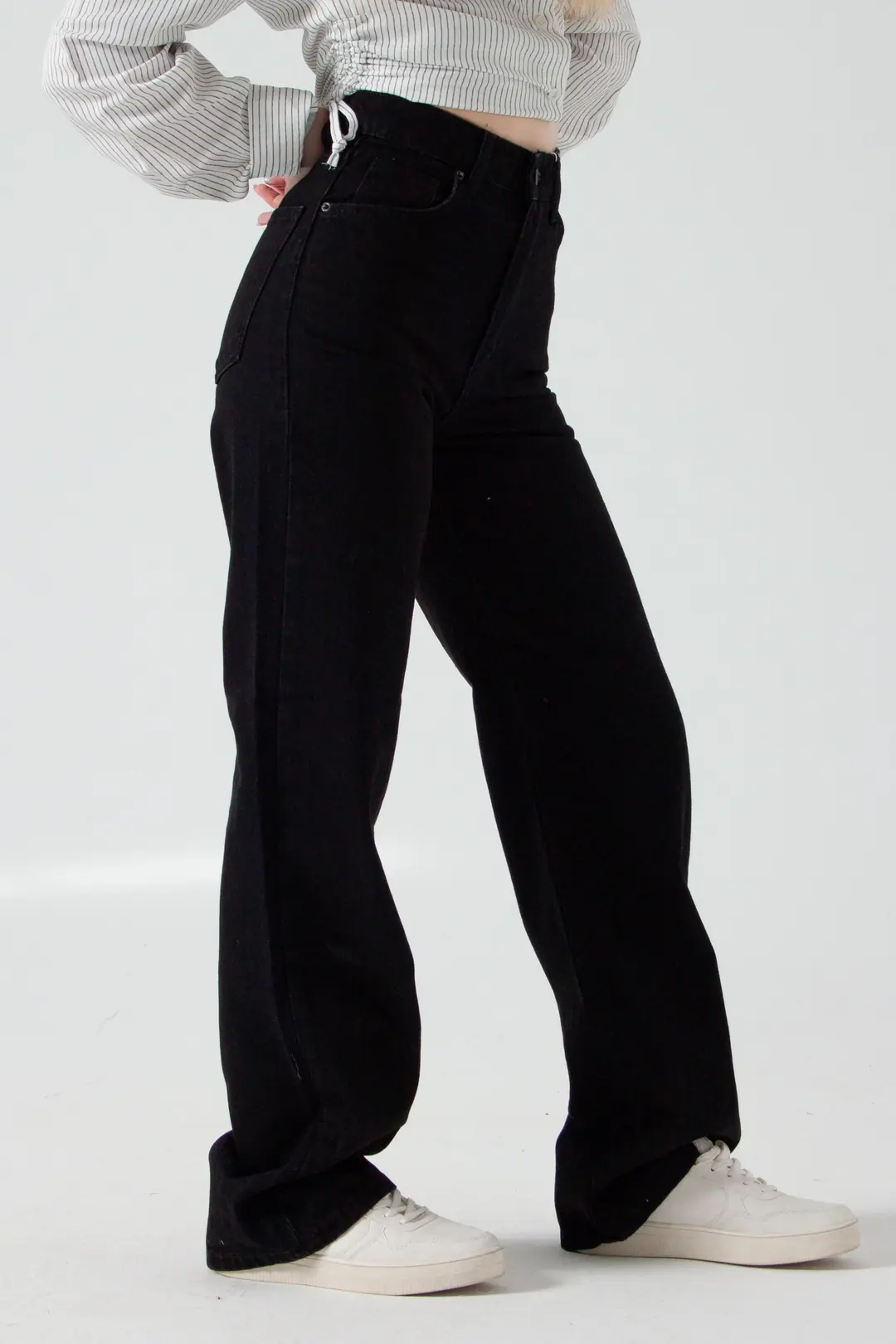 Siyah Straight Jean