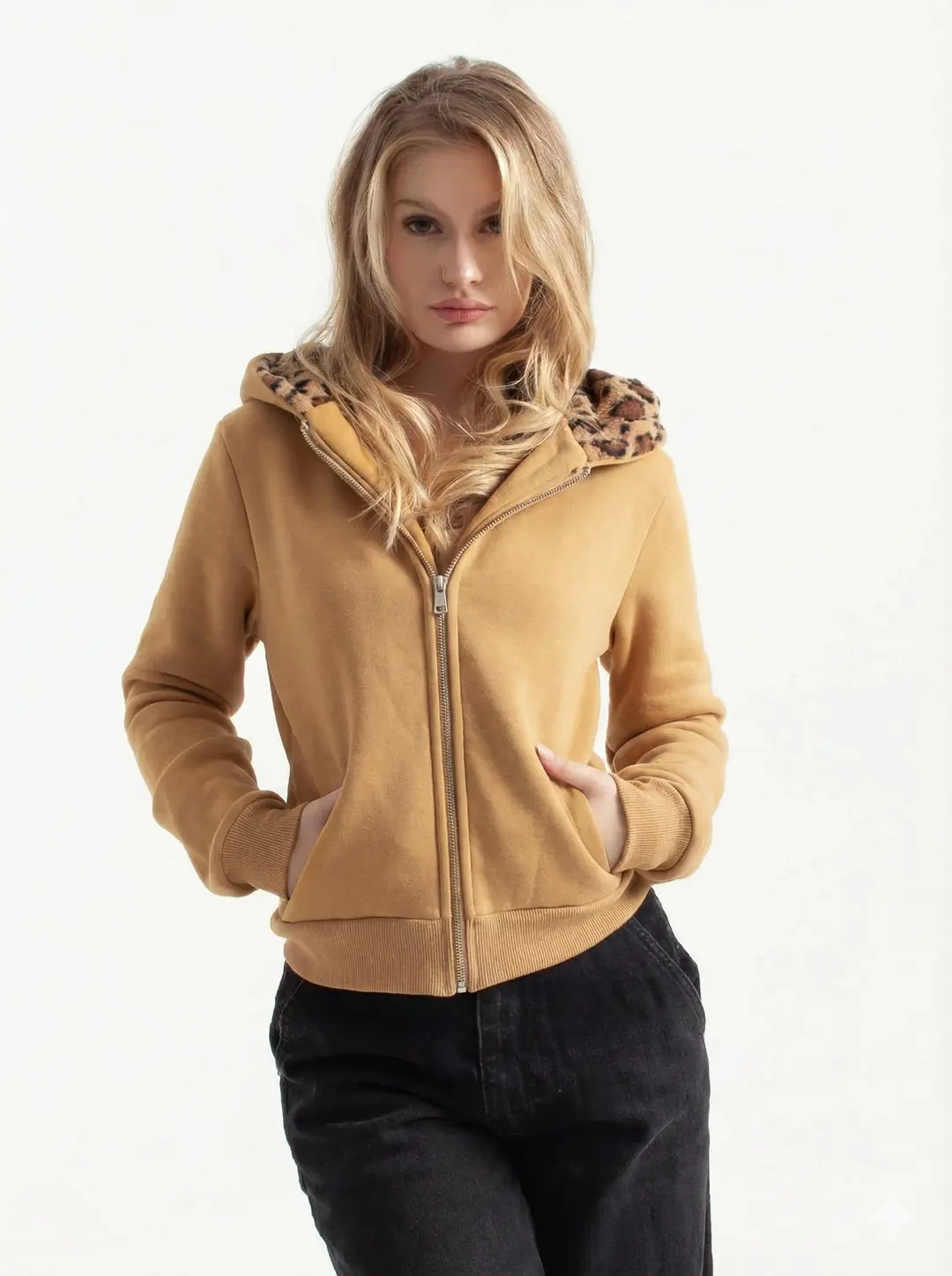 Açık Taba Vücuda Oturan Leoparlı Zip-Hoodie