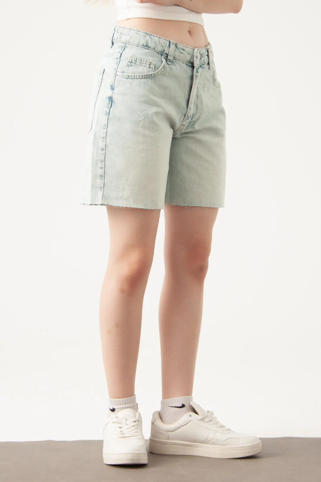 Açık Mavi Mom Denim Şort
