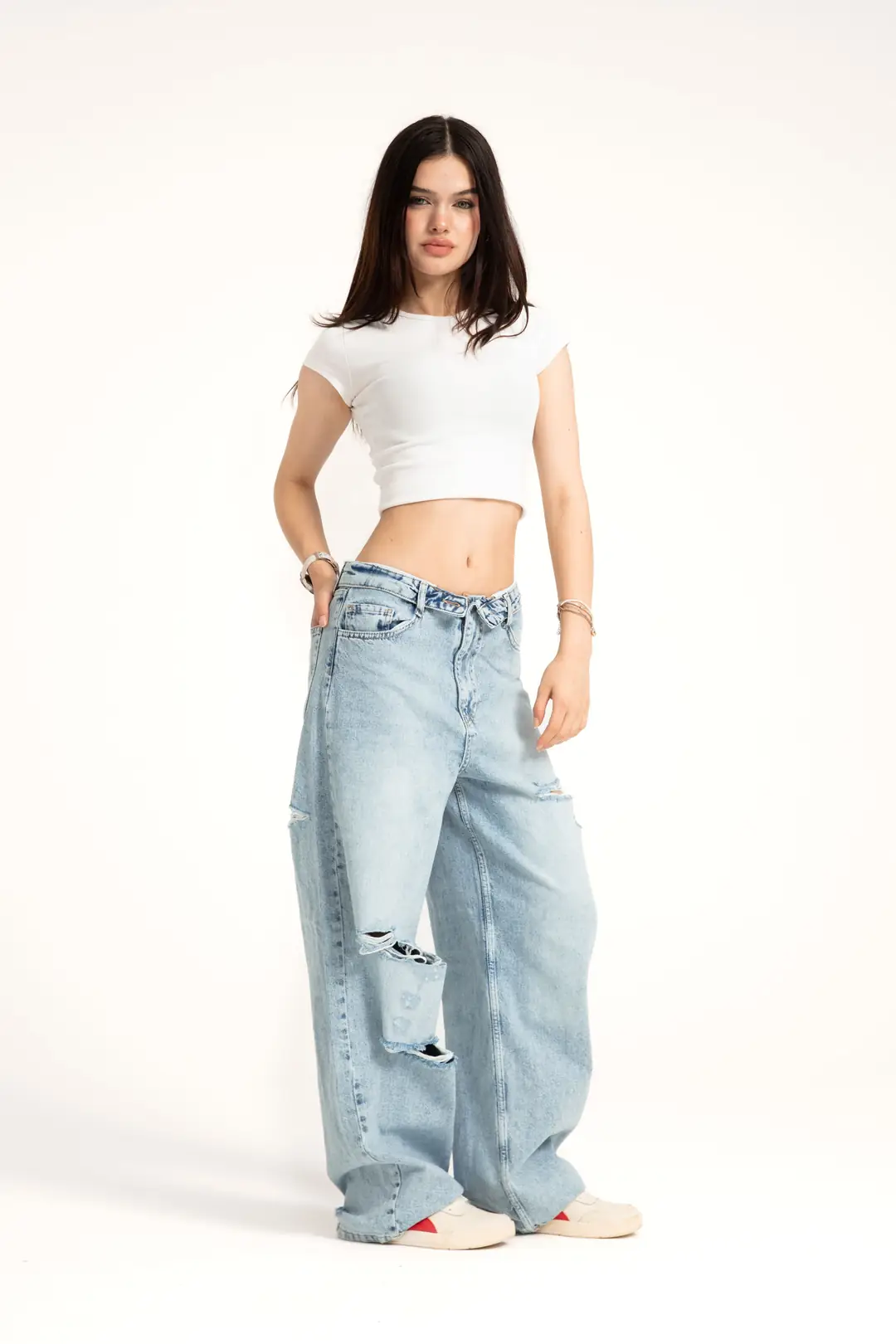 Buz Mavi Yırtıklı Ters Kemer Straight Jean