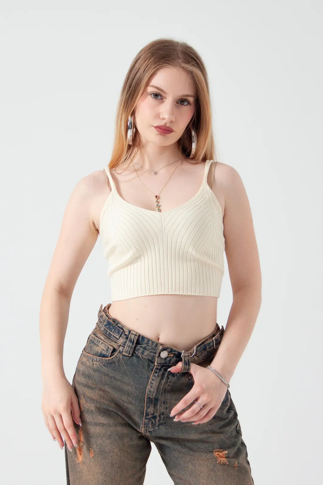 Ürün görseli: Ekru Crop Bluz