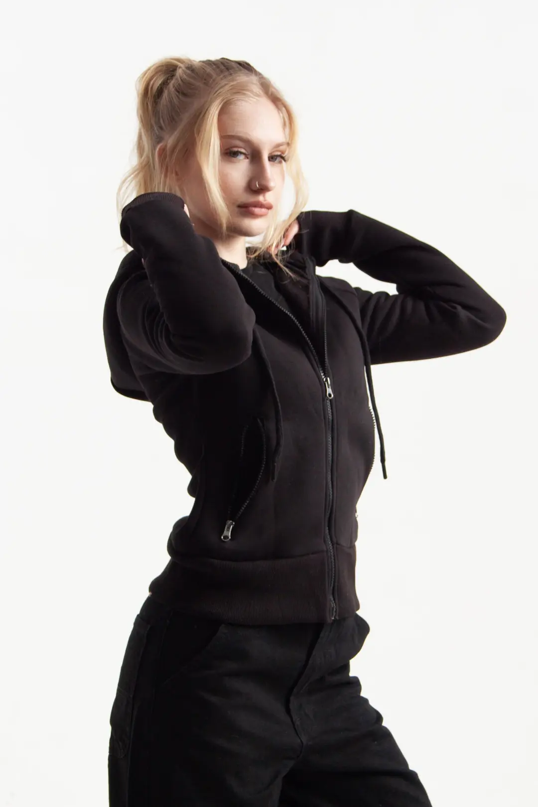 Siyah Vücuda Oturan Kışlık Zip-Hoodie
